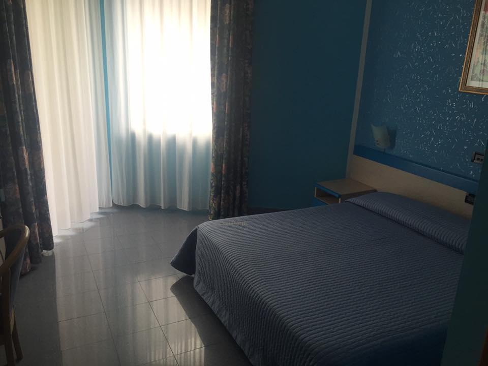 Hotel Ristorante Miramare Marina di Gioiosa Ionica Buitenkant foto