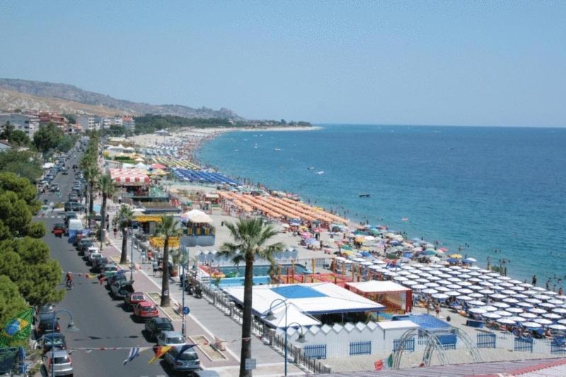 Hotel Ristorante Miramare Marina di Gioiosa Ionica Buitenkant foto