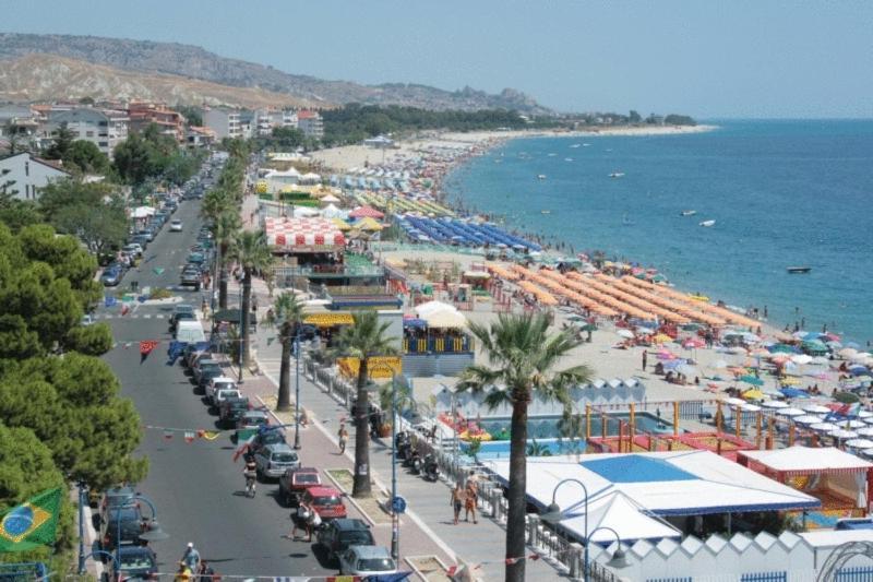 Hotel Ristorante Miramare Marina di Gioiosa Ionica Buitenkant foto